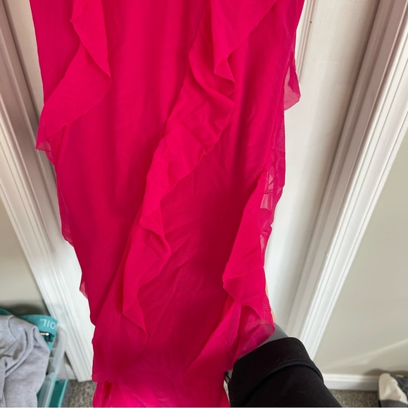 Strapless Amazon Dress - Picture 2 of 6